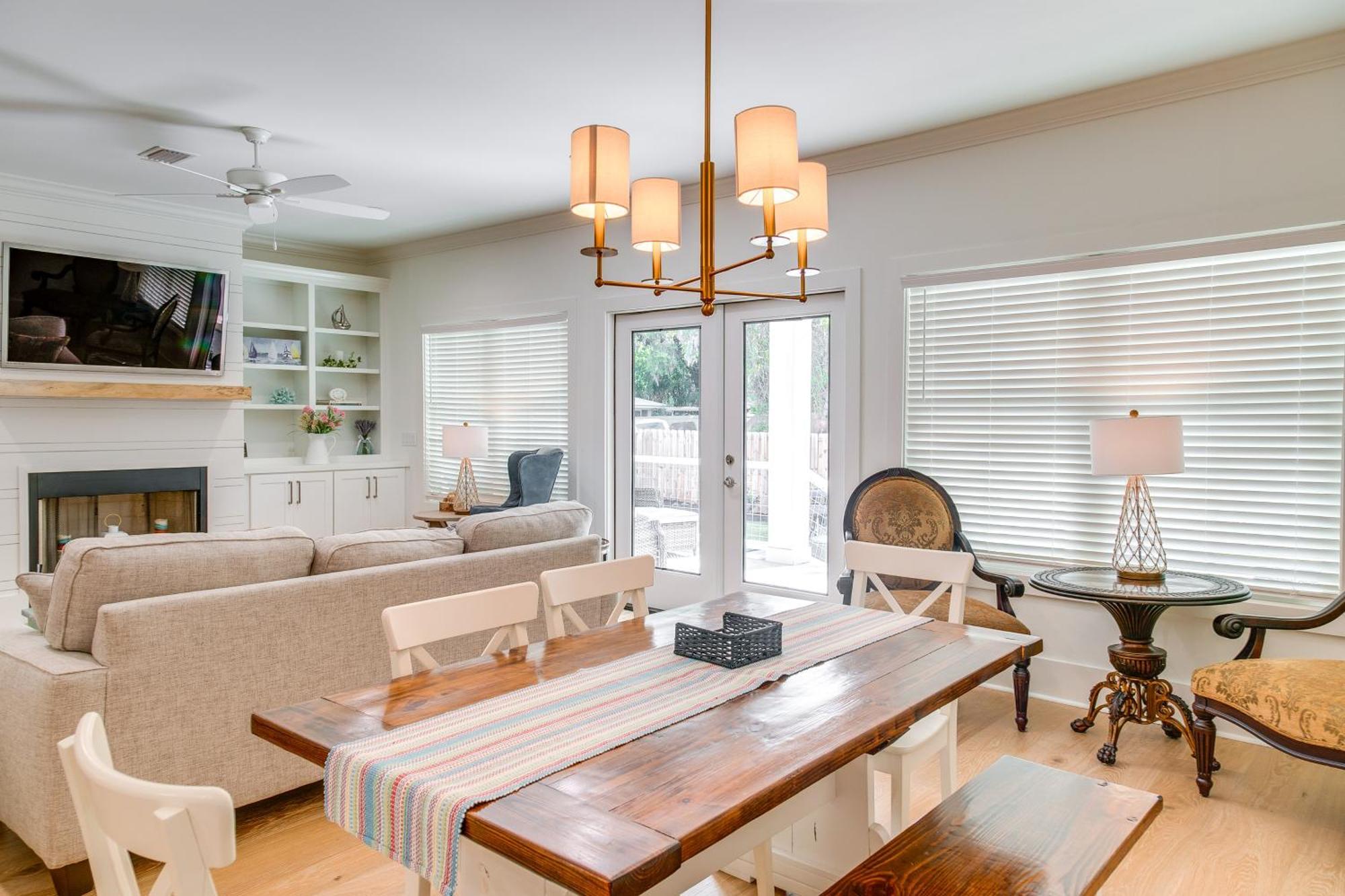 Chic St Simons Island Vacation Rental With Backyard St. Simons Island Exterior photo