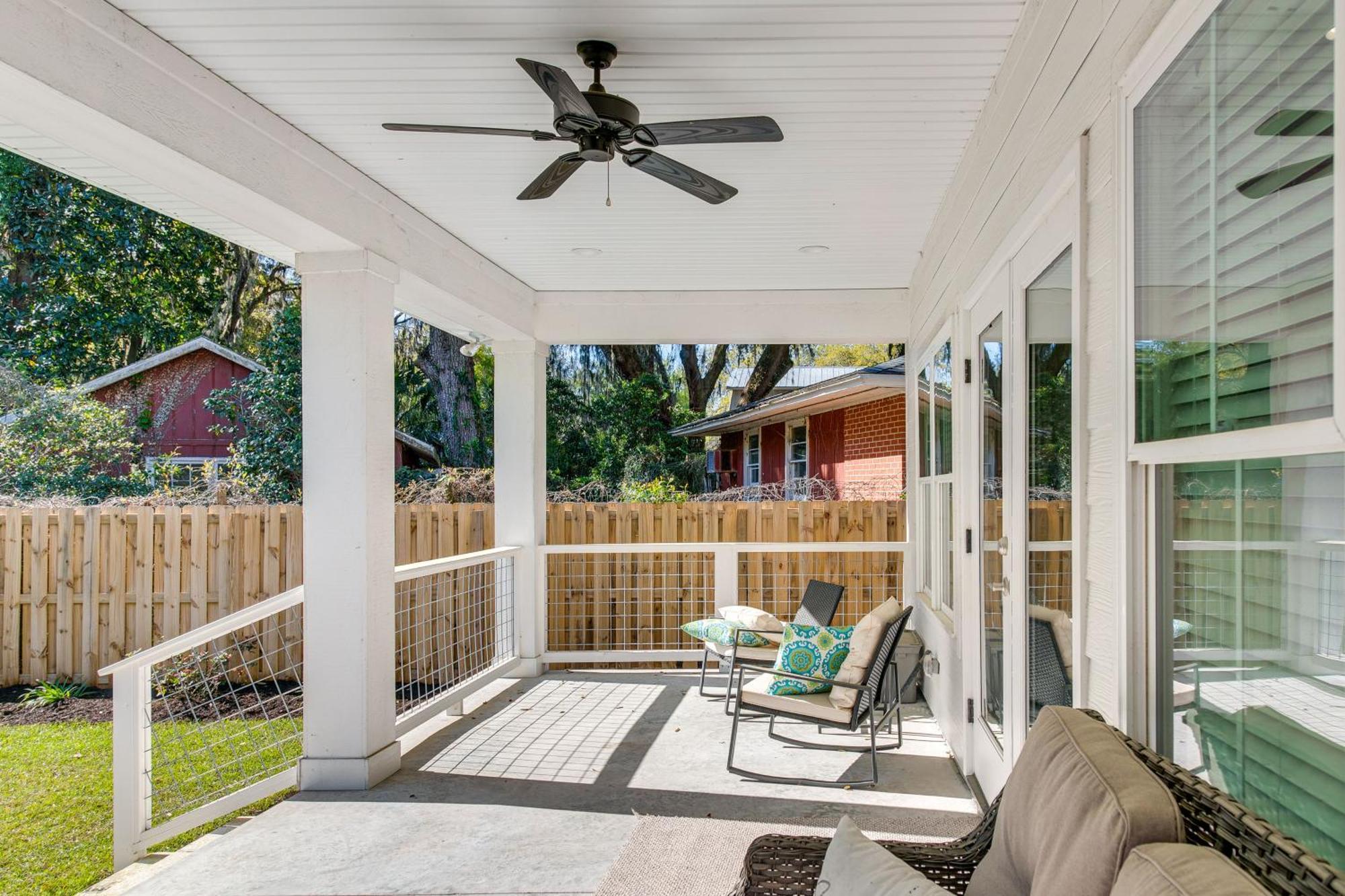 Chic St Simons Island Vacation Rental With Backyard St. Simons Island Exterior photo
